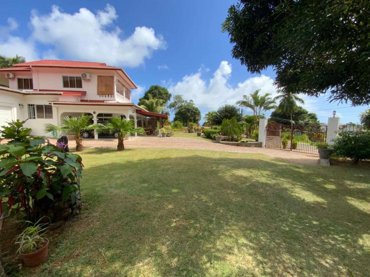 The Orchard Holiday Home Grand Anse  ภายนอก รูปภาพ